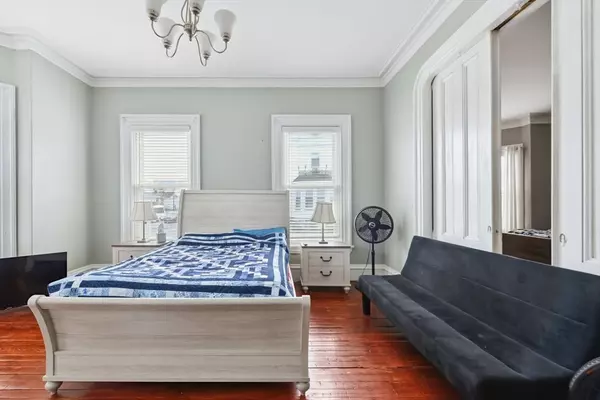 Providence, RI 02907,593 Broad Street