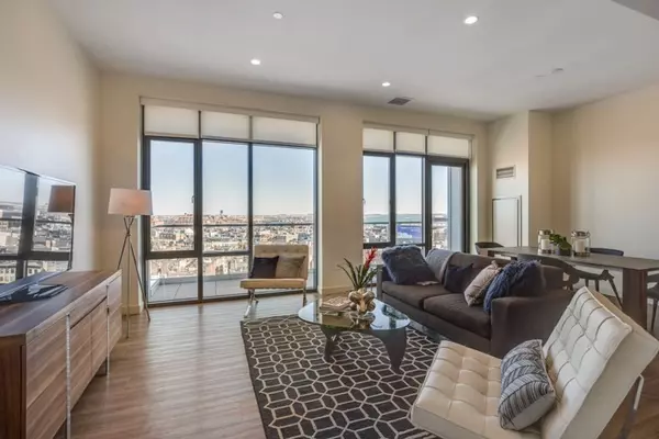 Boston, MA 02114,1 Canal St. #PH-1203