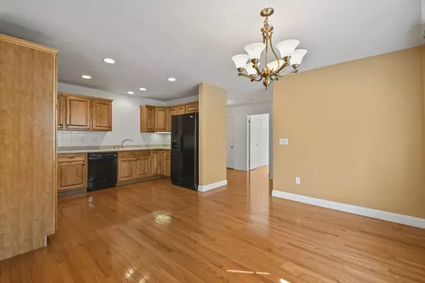 West Boylston, MA 01583,7 Angell Brook Drive #7