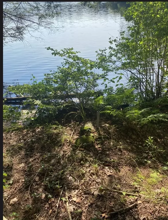 Goshen, MA 01096,33 Washington Rd