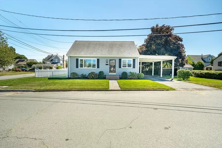 6 Illinois St, New Bedford, MA 02745