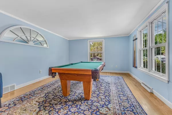 Acton, MA 01720,3 Russell Rd