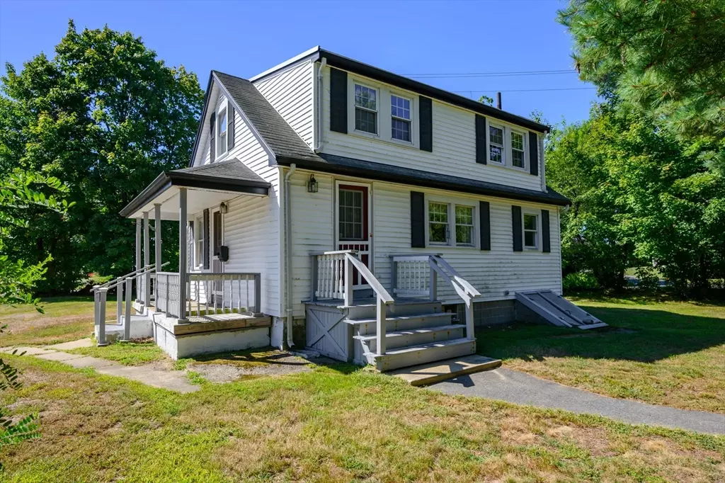 Whitman, MA 02382,8 Walnut St