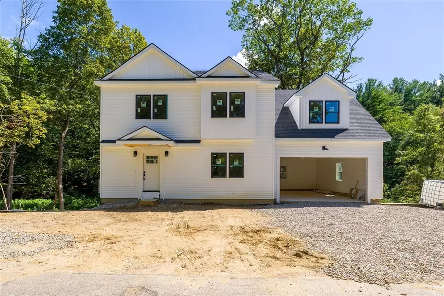 8 Wilson St, Spencer, MA 01562