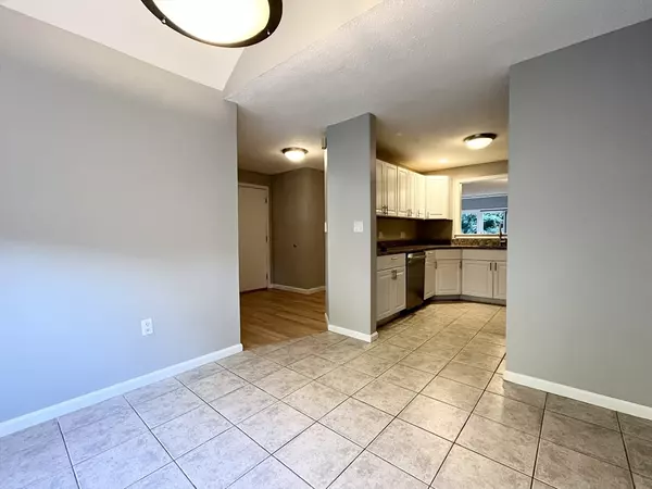 Franklin, MA 02038,12 Hawthorne Village #C