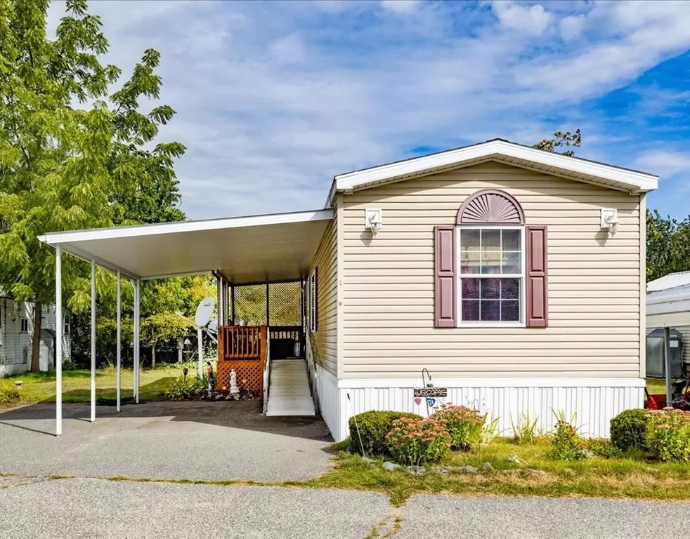 Merrimac, MA 01860,9 E Street