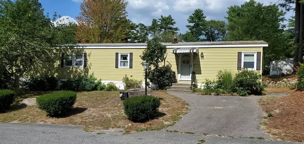 42 Michael Street, Wareham, MA 02576