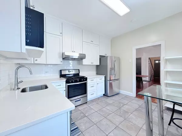 Cambridge, MA 02139,156 Pleasant St