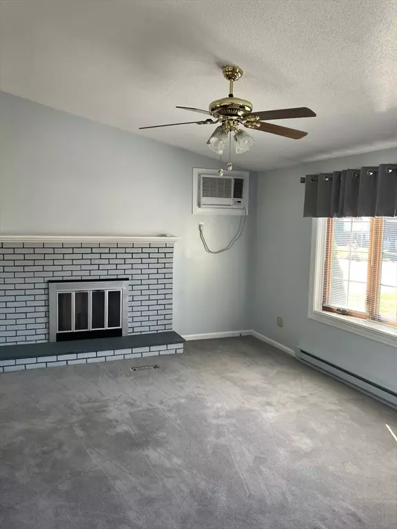 Chicopee, MA 01013,36 Lapa Farm Rd