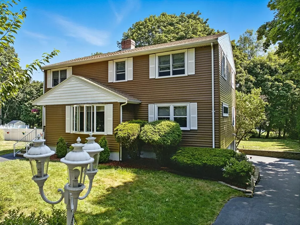 North Reading, MA 01864,3 Nutter Rd