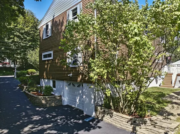 North Reading, MA 01864,3 Nutter Rd