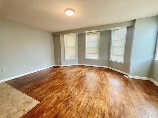 Quincy, MA 02169,373 Granite Street #3