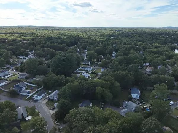 Holbrook, MA 02343,75 Hilltop Rd