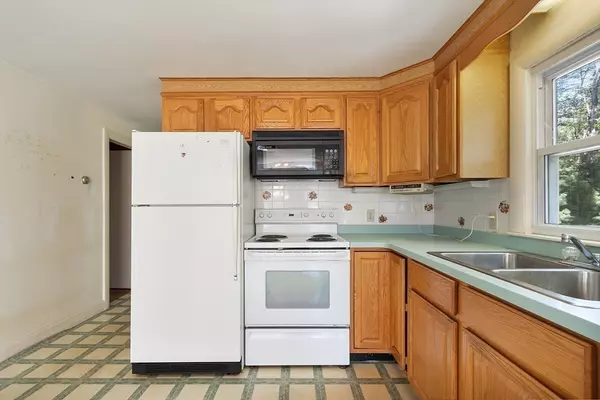 Leominster, MA 01453,291 Joslin St