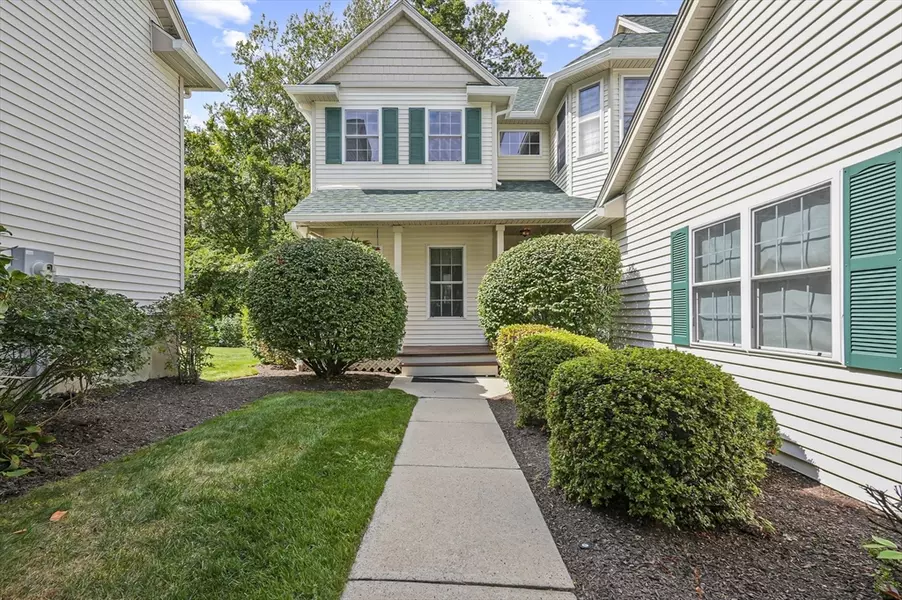 58 Village Circle #58, Milford, MA 01757