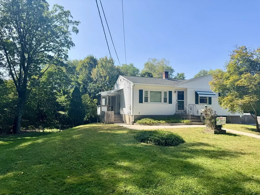 Holyoke, MA 01040,85 Woodland St