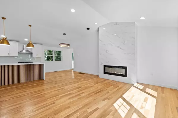 Hanover, MA 02339,612 Whiting Street