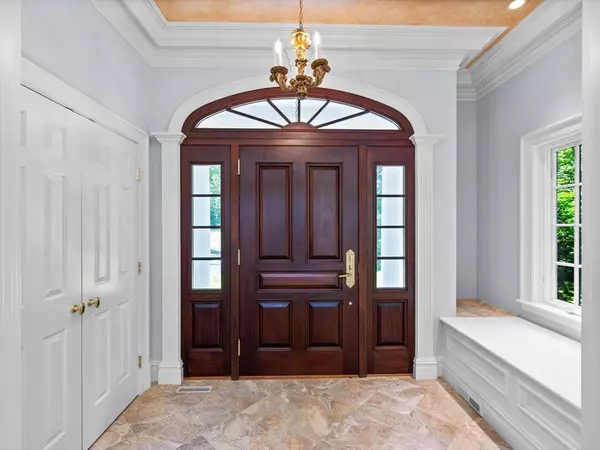 Westwood, MA 02090,20 Longmeadow Drive