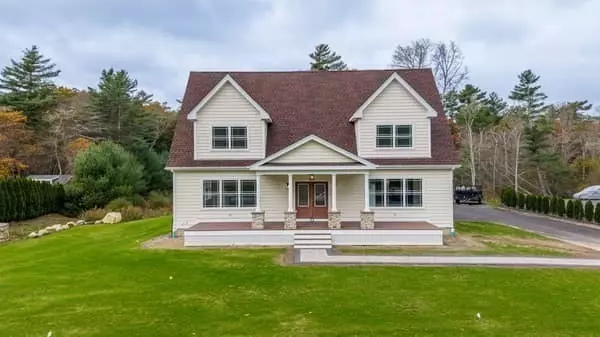 13 Park Pl, Mattapoisett, MA 02739