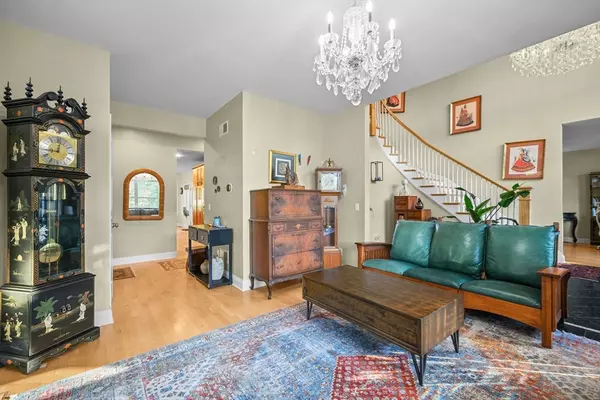 Westport, MA 02790,7 Taber Ln