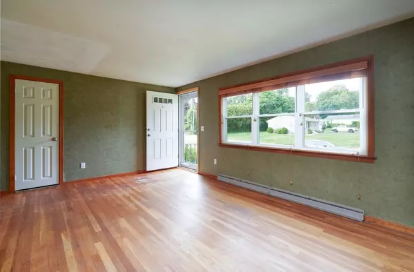 East Longmeadow, MA 01028,103 Day Ave