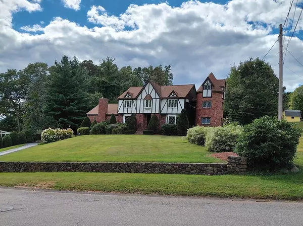 68 Catamount Rd, Tewksbury, MA 01876