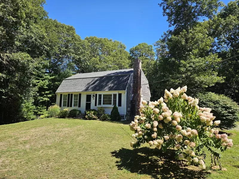 526 Skunknet, Barnstable, MA 02632