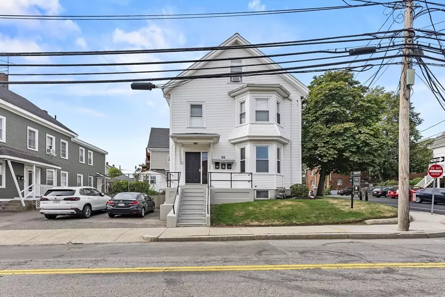 99 Pine St, Waltham, MA 02453