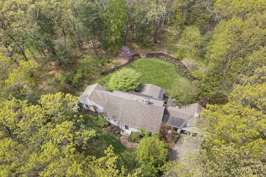 50 Three Ponds, Wayland, MA 01778