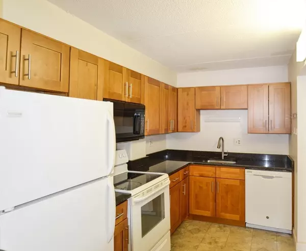 Cambridge, MA 02139,280 Harvard St #4-C