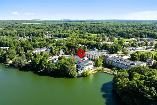 North Attleboro, MA 02760,24 S Bulfinch Street #202