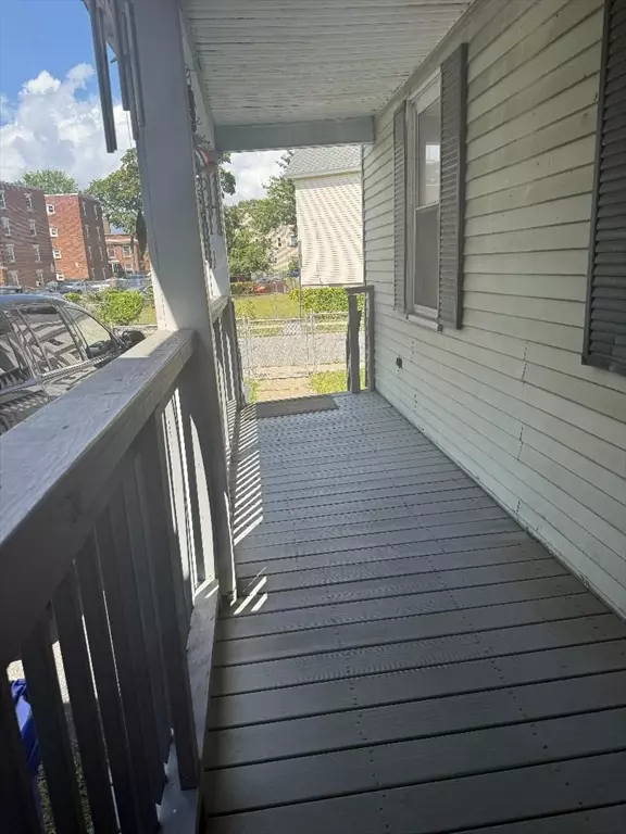 Springfield, MA 01109,5-9 Grant St
