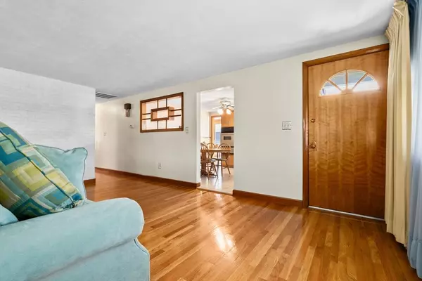 Revere, MA 02151,33 Lantern Rd