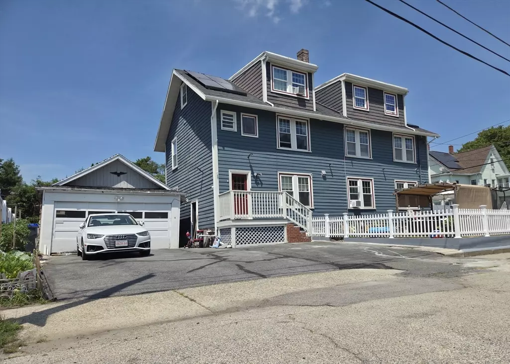 Methuen, MA 01844,6-8 Almont St