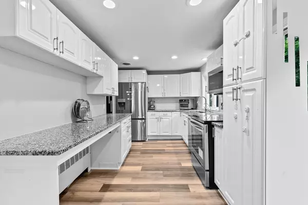 15 Leonard Road, Sharon, MA 02067