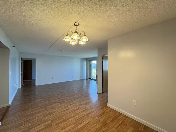 Quincy, MA 02169,200 Cove Way #205