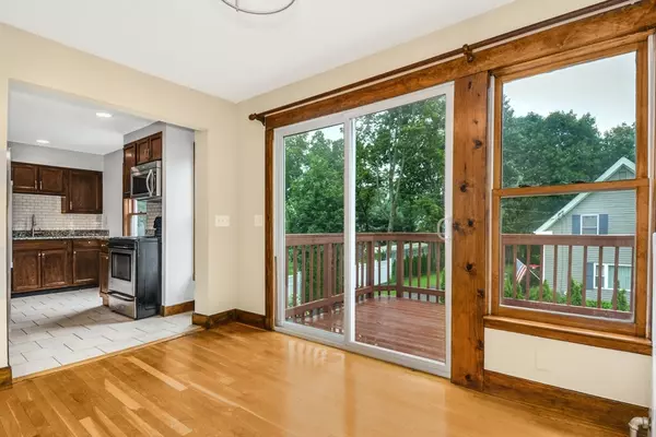 Northborough, MA 01532,35 School St #B