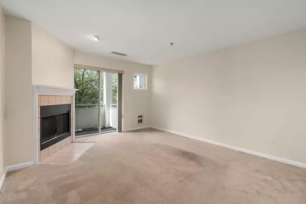 Quincy, MA 02169,200 Falls Boulevard #F206