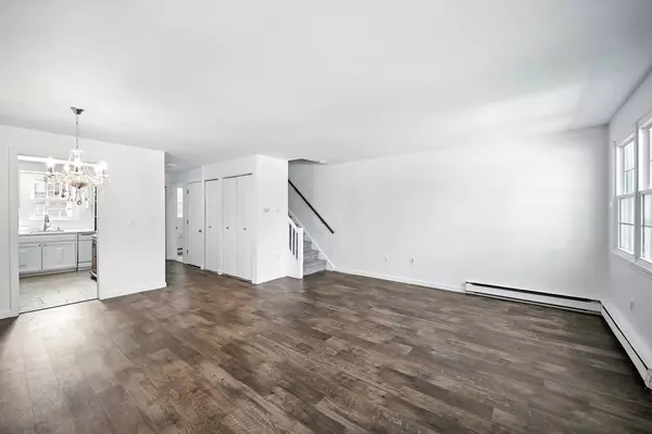 South Hadley, MA 01075,540 Granby Road #114