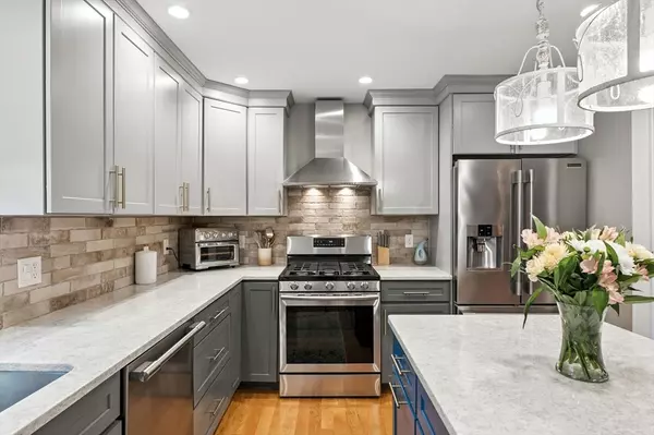 Beverly, MA 01915,512 Elliott St