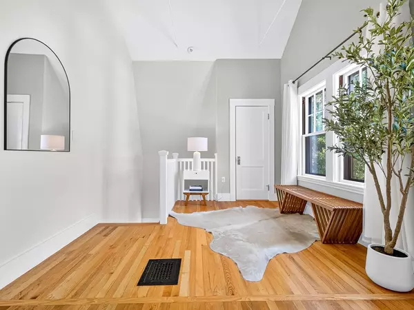 Boston, MA 02130,39 Sedgwick Street #3