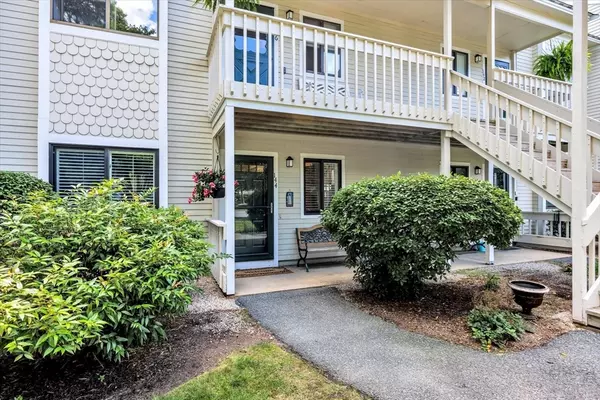 Brewster, MA 02631,144 Eaton Ln #144