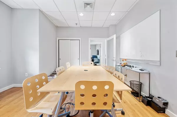 Boston, MA 02135,319 Washington St. #2