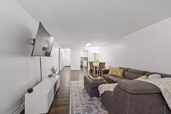 Acton, MA 01720,5 Elm St #2