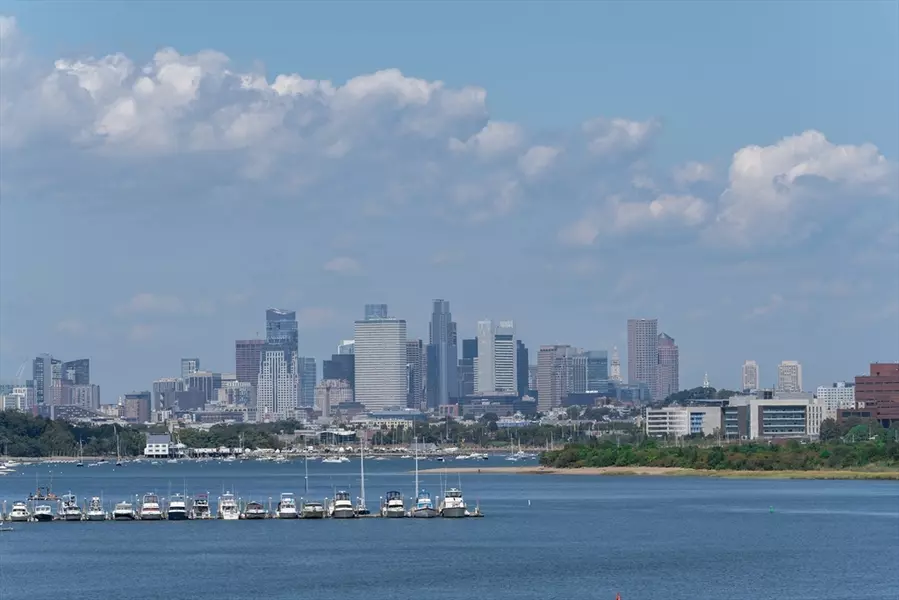 133 Commander Shea Blvd #506, Quincy, MA 02171
