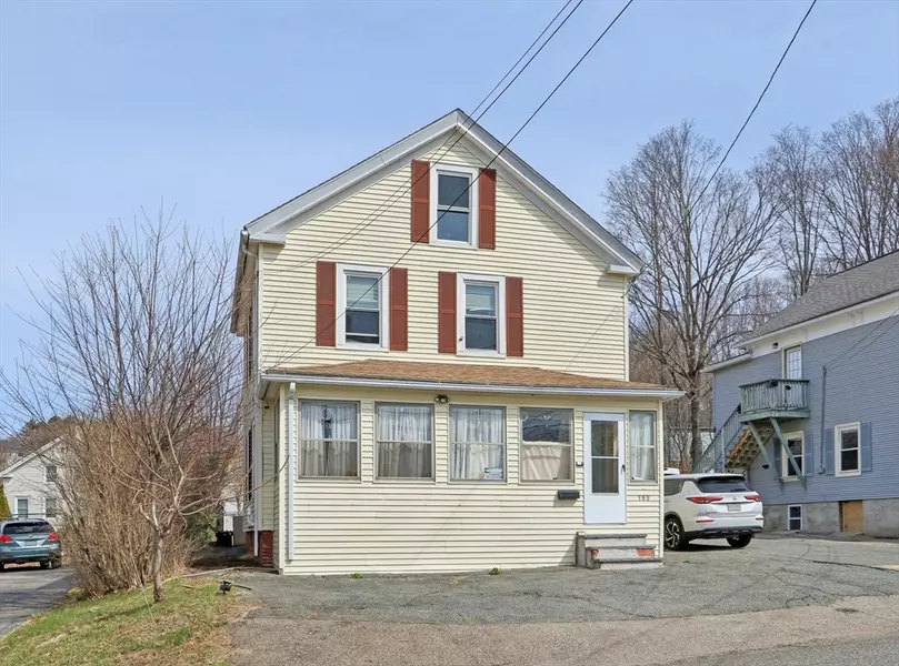 100 Chestnut St, Spencer, MA 01562