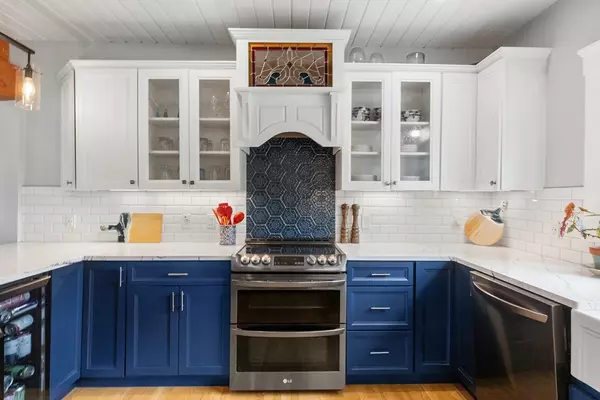 Newburyport, MA 01950,43 Ferry Rd