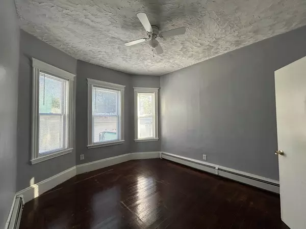 Somerville, MA 02139,279 Broadway #1