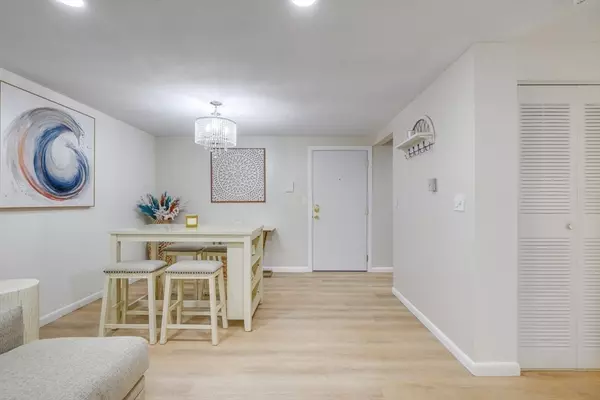 Hudson, MA 01749,200 Manning St #16C