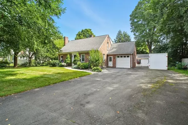 Springfield, MA 01129,19 Rhinebeck Ave
